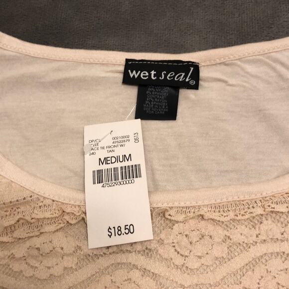 Wet Seal NWT Tan Ecru Lace Knit Top Tie Front Size Medium Y2K Vibe - Picture 4 of 6